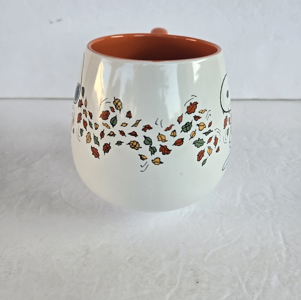 Peanuts 2024 HAPPY FALL Snoopy & Fall Autumn Leaves 18 oz Mug NWT! - Picture 3 of 4